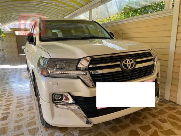 Toyota for sale in Iraq